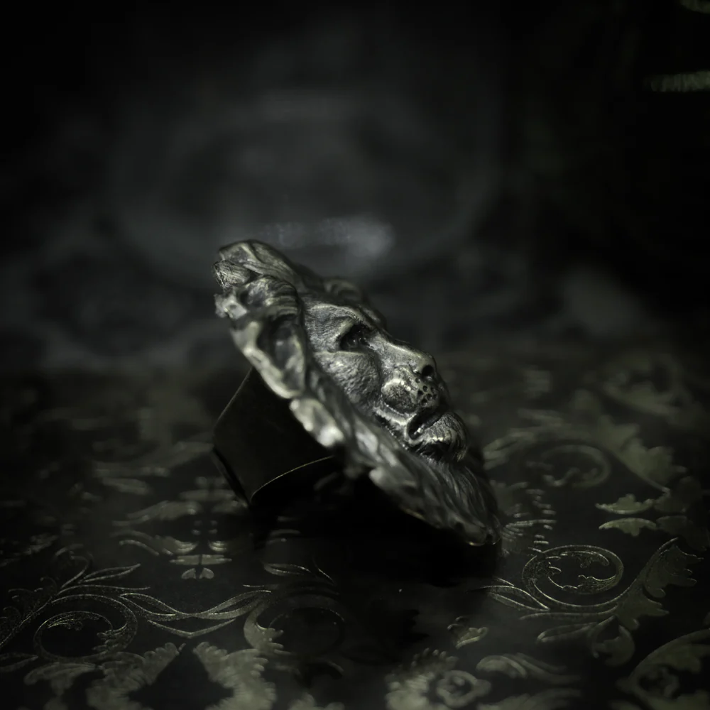 Massive Antiqued Brass Lion Statement Ring - Image 4